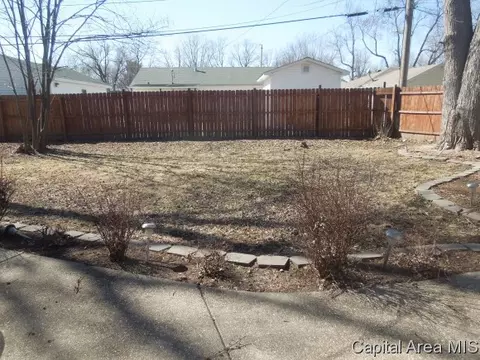 2432 E Devonshire Rd, Springfield, IL 62703 photo 16