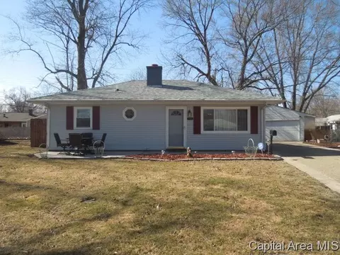 2432 E Devonshire Rd, Springfield, IL 62703 photo 1