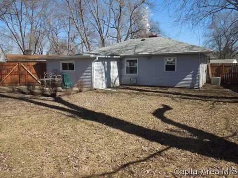 2432 E Devonshire Rd, Springfield, IL 62703 photo 13