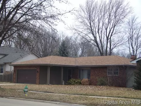 7704 Hunt Rd, Springfield, IL 62712 photo 2