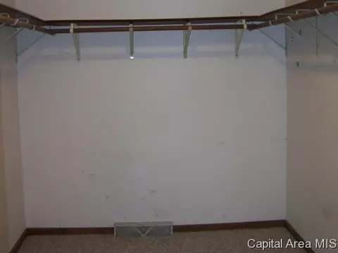7704 Hunt Rd, Springfield, IL 62712 photo 11
