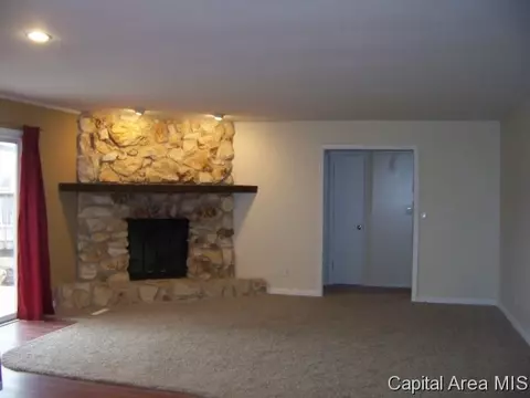 7704 Hunt Rd, Springfield, IL 62712 photo 9