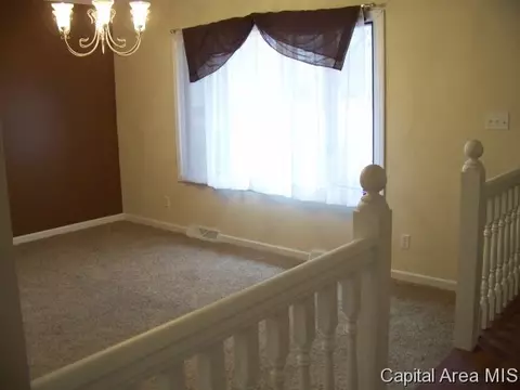 7704 Hunt Rd, Springfield, IL 62712 photo 4