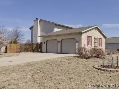 3917 Greenfield Dr, Springfield, IL 62704 photo 2