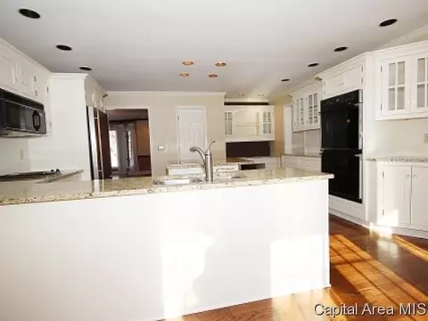 836 Coventry Pt, Springfield, IL 62702 photo 6