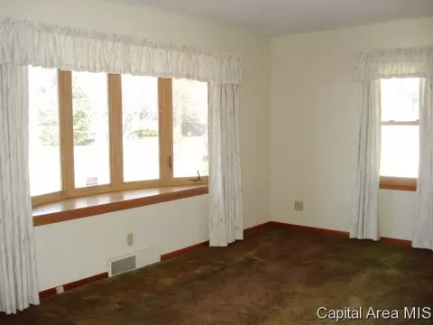 1808 E Black Ave, Springfield, IL 62702 photo 3