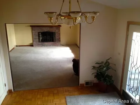 212 Maple Grv, Springfield, IL 62712 photo 5