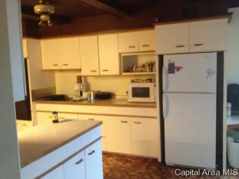 212 Maple Grv, Springfield, IL 62712 photo 2