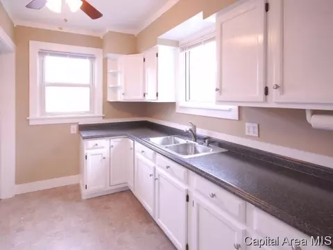 2401 N Grand Ave E, Springfield, IL 62702 photo 8
