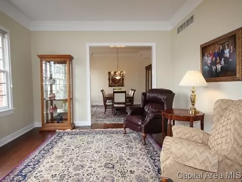 3501 Peach Tree Dr, Springfield, IL 62711 photo 4