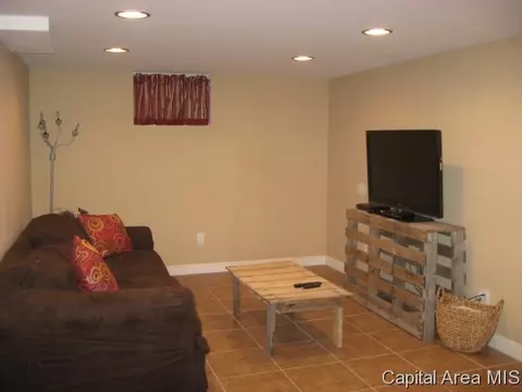 1906 N 6th St, Springfield, IL 62702 photo 16