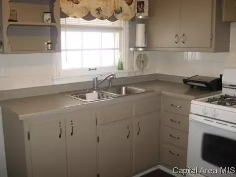 1906 N 6th St, Springfield, IL 62702 photo 6