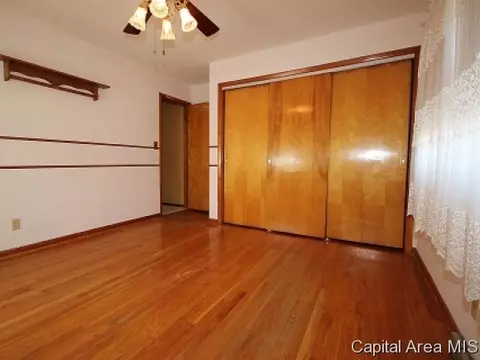 2437 Parkview Dr, Springfield, IL 62704 photo 12