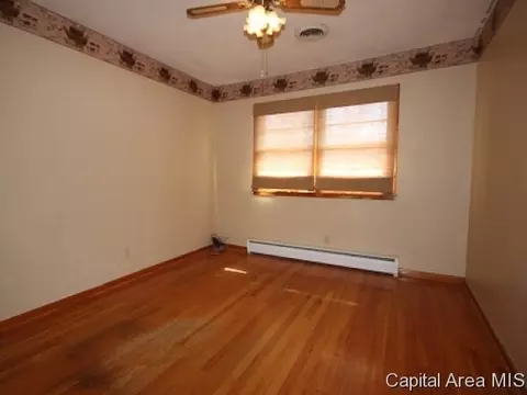 2437 Parkview Dr, Springfield, IL 62704 photo 9