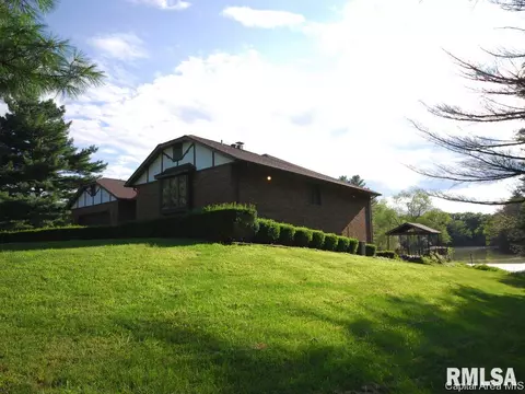 1 Timberline Dr, Springfield, IL 62711 photo 5