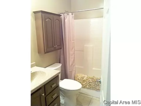2112 Sangamon Ave, Springfield, IL 62702 photo 15