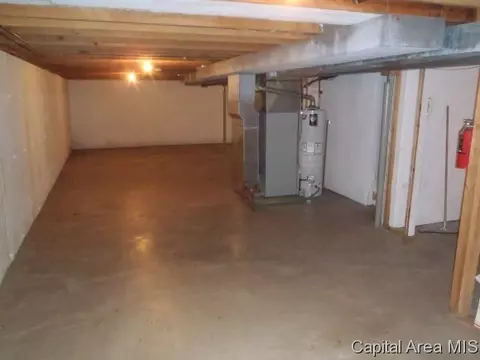 67 Danbury, Springfield, IL 62704 photo 12