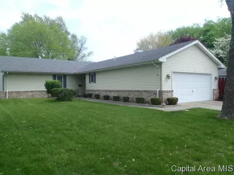67 Danbury, Springfield, IL 62704 photo 1