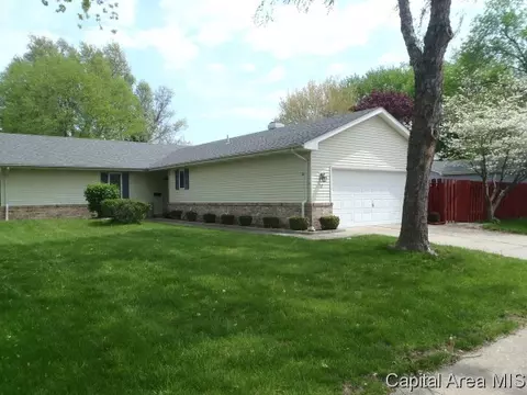 67 Danbury, Springfield, IL 62704 photo 3