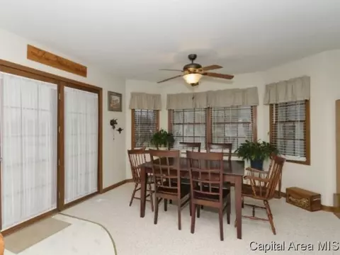 14332 Sandy Pt, Athens, IL 62613 photo 7