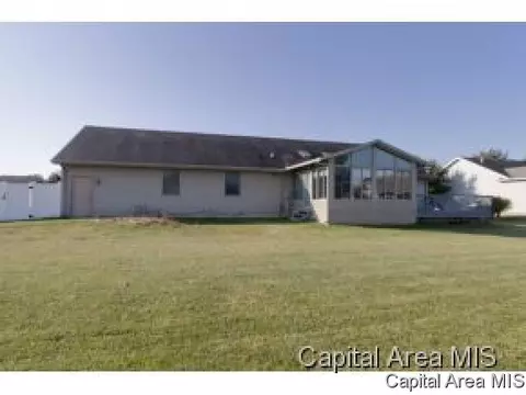 311 E Oak Grove Dr, Athens, IL 62613 photo 22