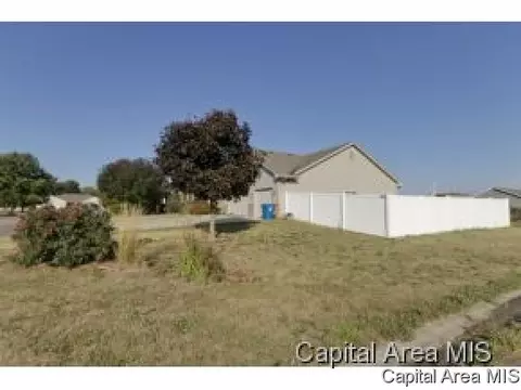 311 E Oak Grove Dr, Athens, IL 62613 photo 21