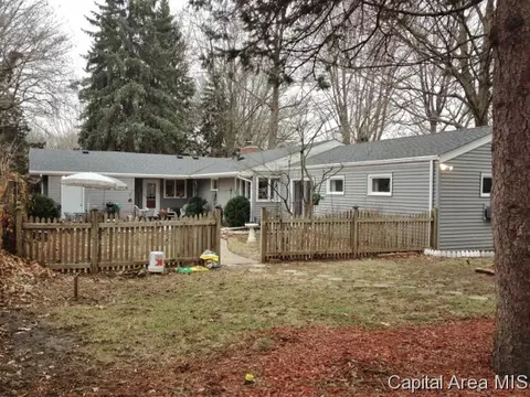 94 Circle Dr, Springfield, IL 62703 photo 2
