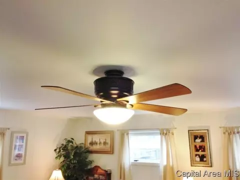 94 Circle Dr, Springfield, IL 62703 photo 18