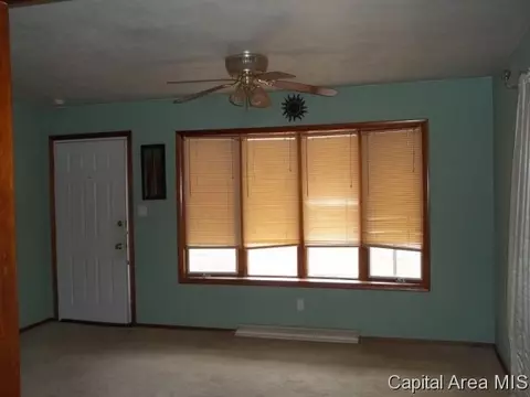 1928 Watch, Springfield, IL 62702 photo 3