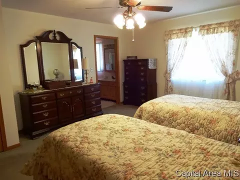 1604 Bent Oak, Springfield, IL 62704 photo 11