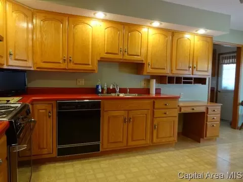 1604 Bent Oak, Springfield, IL 62704 photo 6