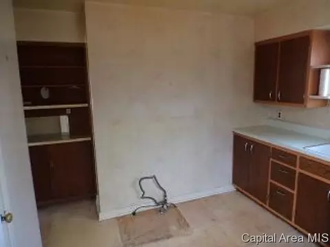 1931 N 7th St, Springfield, IL 62702 photo 4
