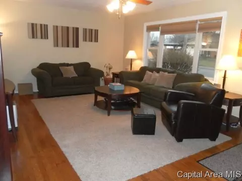 101 Nottingham Rd, Springfield, IL 62704 photo 4