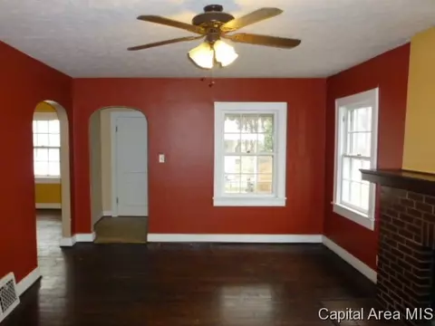 2413 S 7th Street St, Springfield, IL 62703 photo 3
