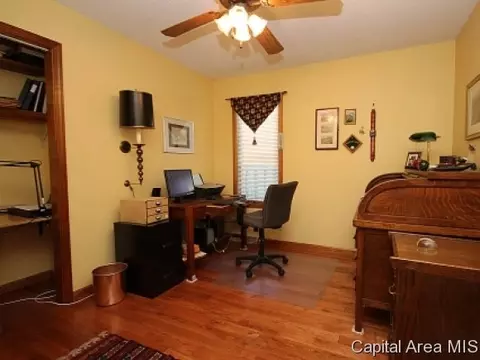 604 N Durkin Dr, Springfield, IL 62702 photo 11