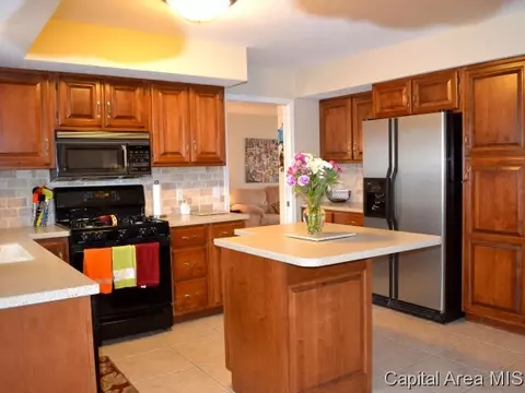 2541 Charlack, Springfield, IL 62704 photo 6