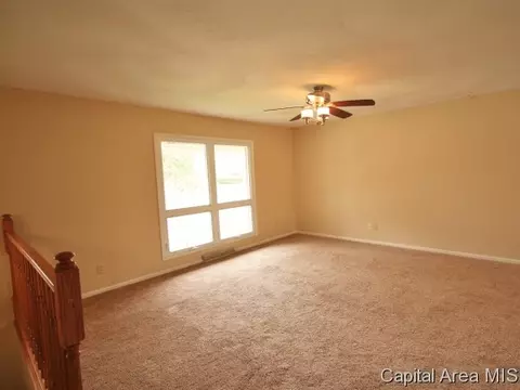 623 Kenyon, Springfield, IL 62704 photo 3