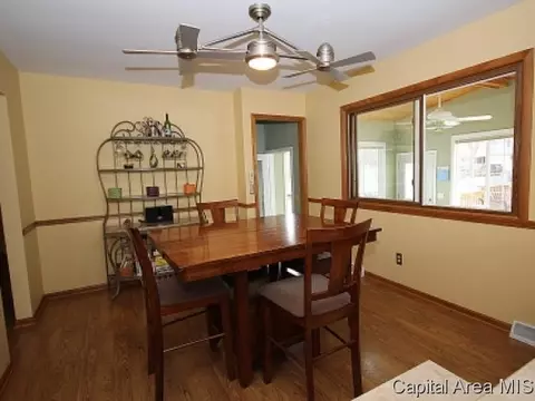 41 Abbott Rd, Springfield, IL 62704 photo 5
