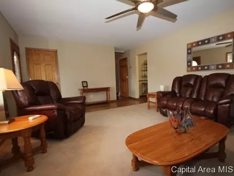 41 Abbott Rd, Springfield, IL 62704 photo 3