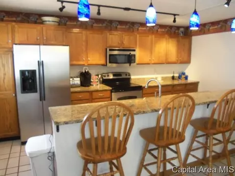 4512 Venetian Dr, Springfield, IL 62703 photo 6