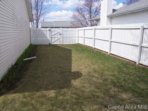 4512 Venetian Dr, Springfield, IL 62703 photo 21