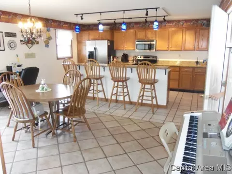 4512 Venetian Dr, Springfield, IL 62703 photo 5