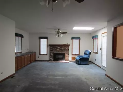 135 White Birch Rd, Springfield, IL 62712 photo 6