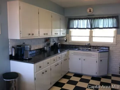 1809 Grant, Springfield, IL 62703 photo 12