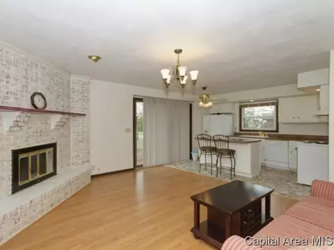 4 Carlsbad Ct, Springfield, IL 62712 photo 9