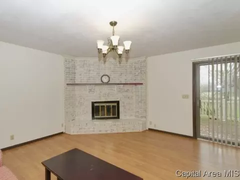 4 Carlsbad Ct, Springfield, IL 62712 photo 3