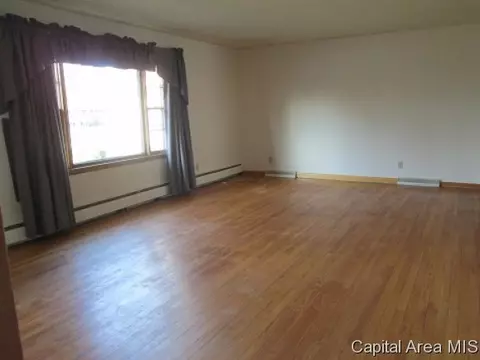 18 East Park, Winchester, IL 62694 photo 5