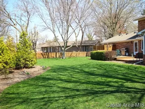 1305 Pine Valley Ct, Springfield, IL 62704 photo 23