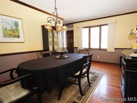 2316 Grinnell Dr, Springfield, IL 62704 photo 9