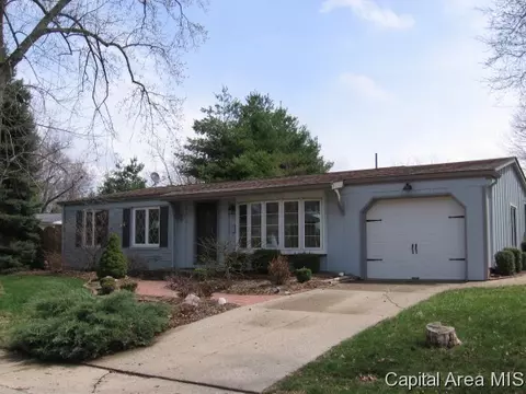614 Kenyon Dr, Springfield, IL 62704 photo 1